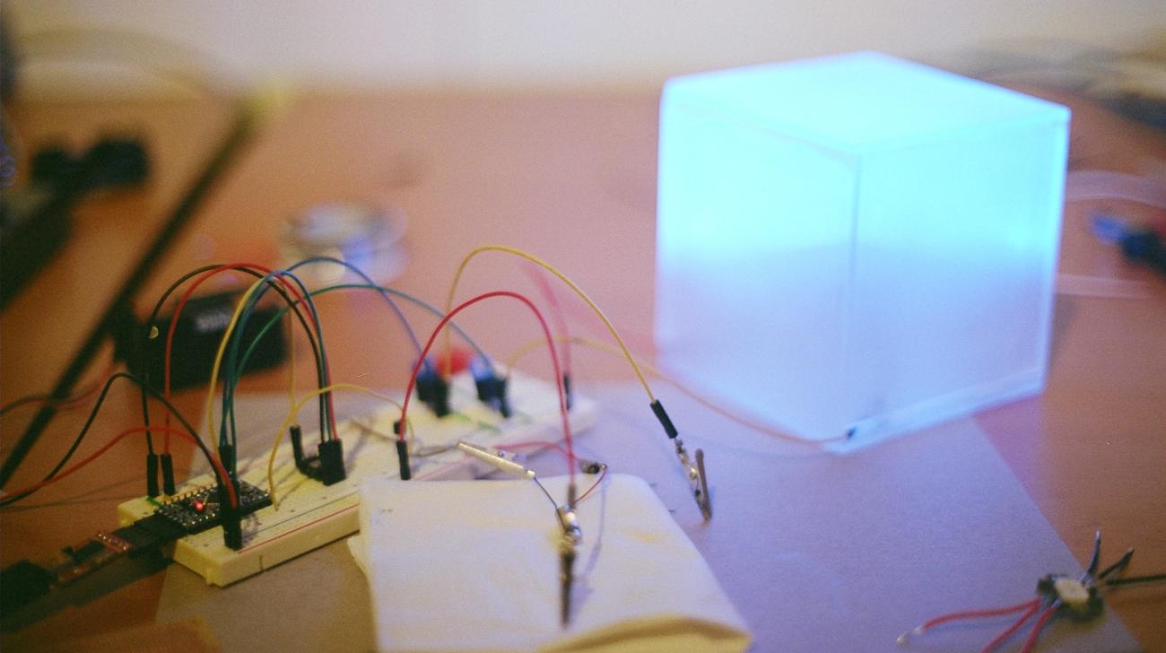 Prototype Lonely Box's heartbeat